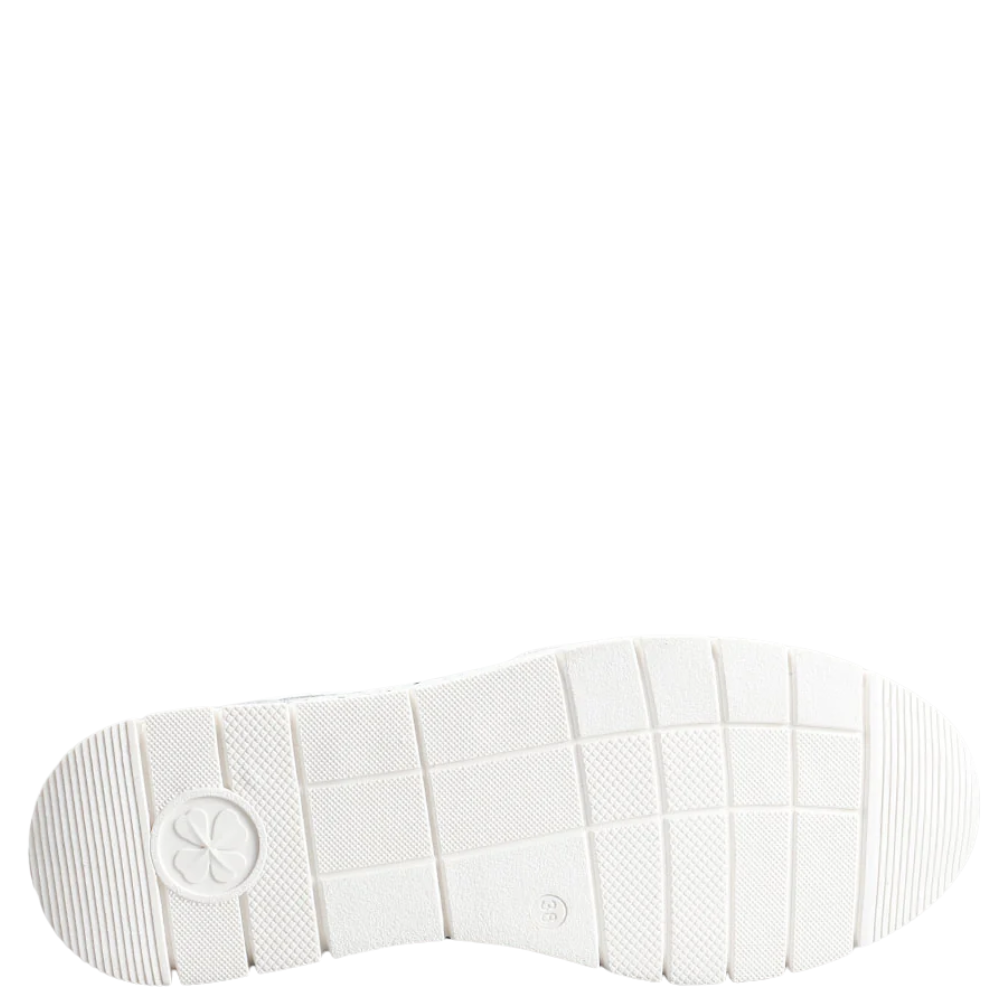 CC Resorts Caitlyn Women's Sneaker - White/Light Grey