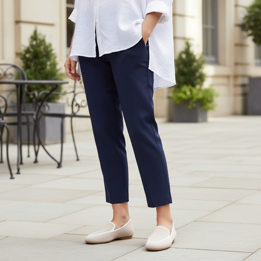 Le Sansa Olinda Flyknit Loafer on model