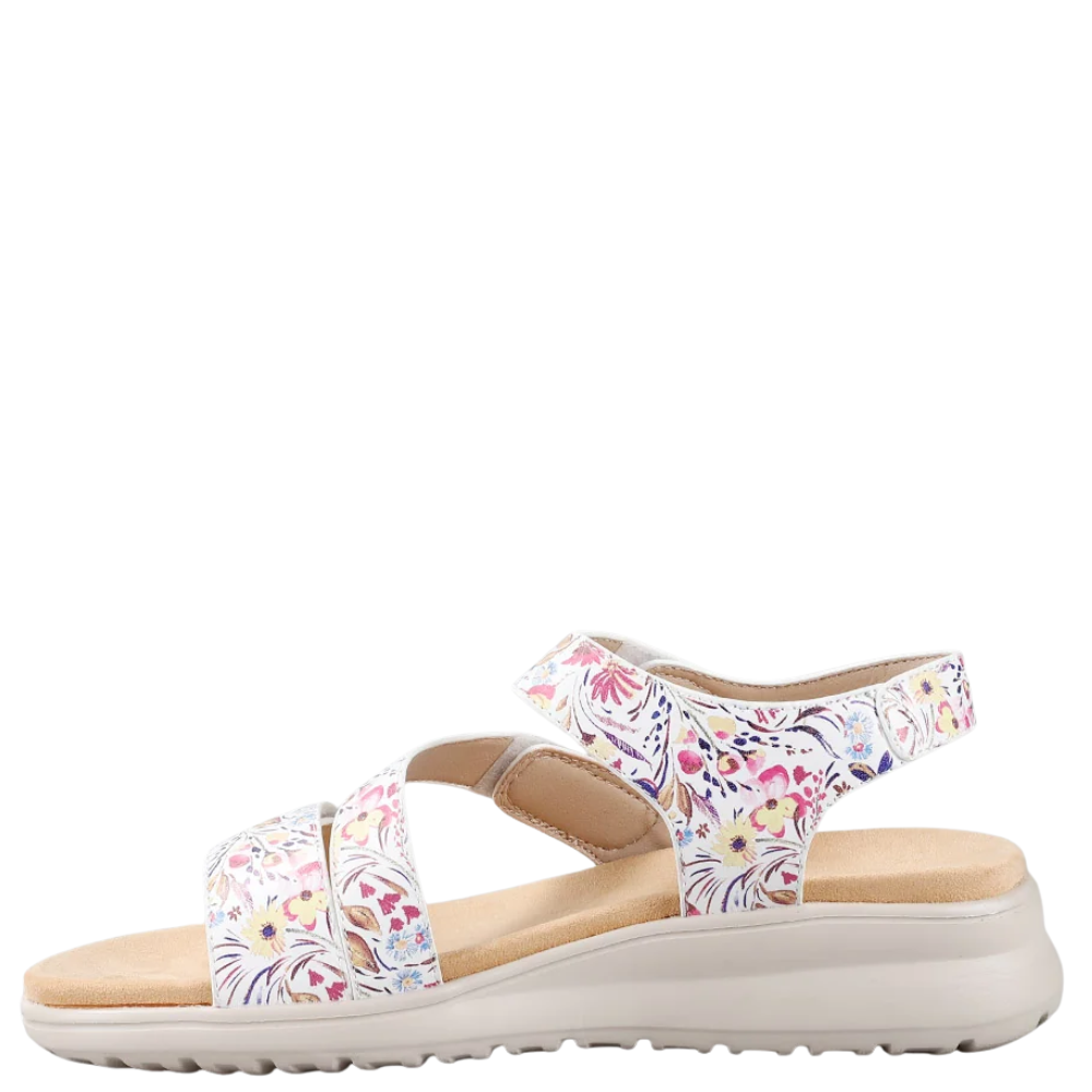 CC Resorts - Pershing - White Floral