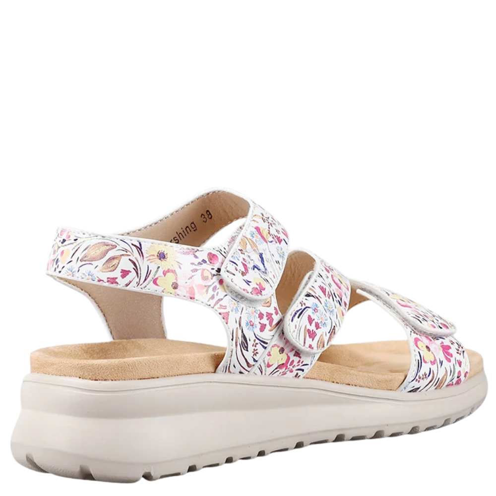 CC Resorts - Pershing - White Floral