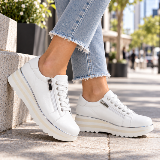 Django & Juliette - Eammes - White Leather